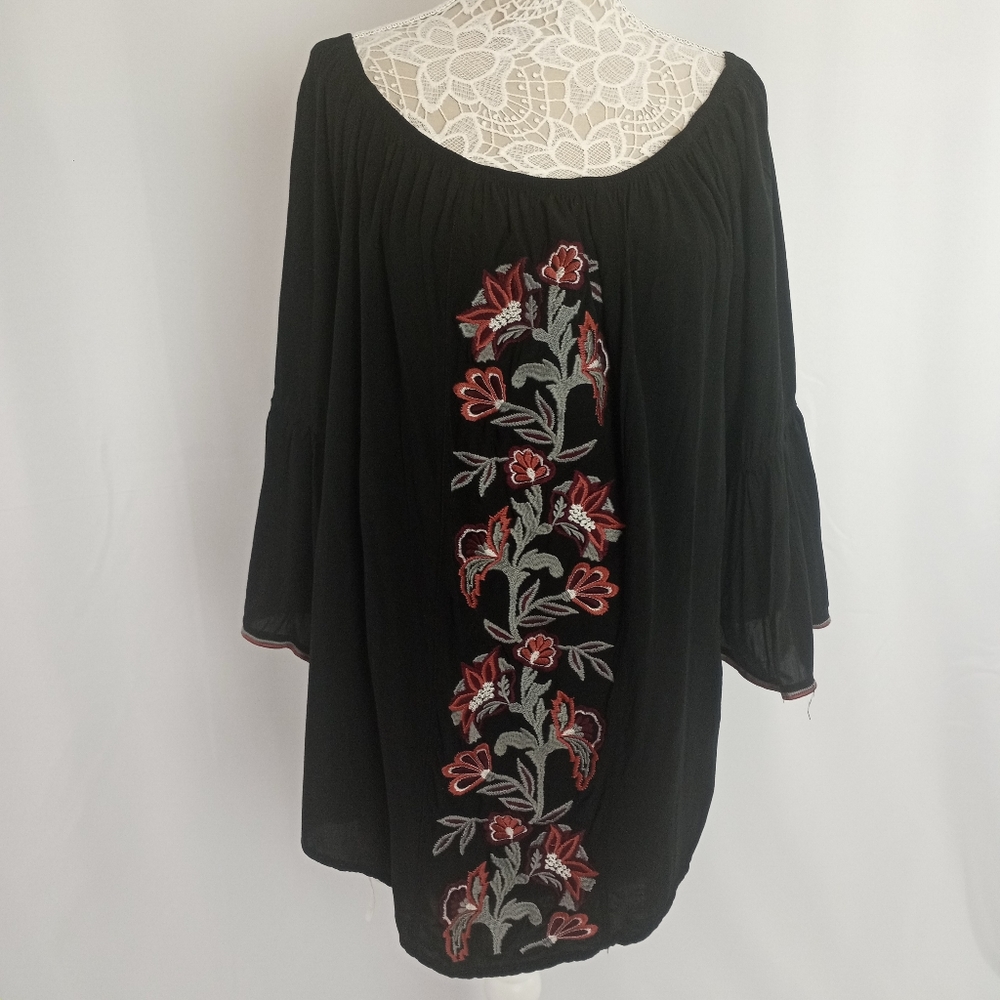 Solitaire Black Embroidered Peasant Top